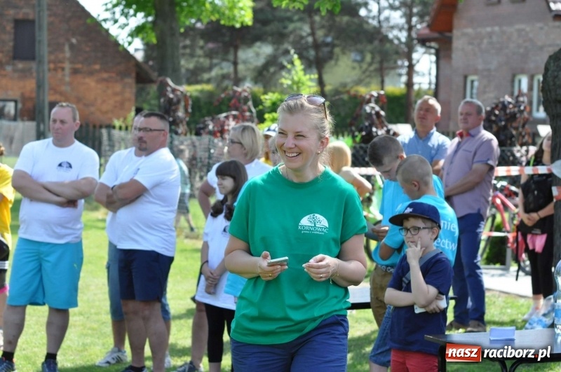 Zdjęcie w galerii na portalu naszraciborz.pl: Głośny doping w Łańcach. Polsko-czeska rywalizacja w turnieju sołectw [FOTO i WIDEO] wiadomości z regionu