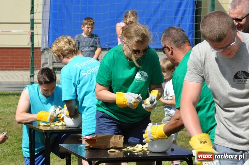 Zdjęcie w galerii na portalu naszraciborz.pl: Głośny doping w Łańcach. Polsko-czeska rywalizacja w turnieju sołectw [FOTO i WIDEO] wiadomości z regionu