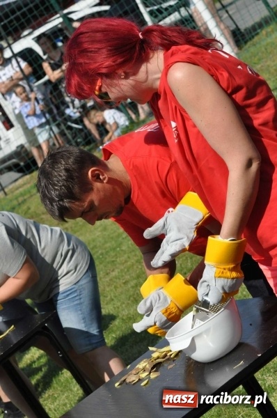 Zdjęcie w galerii na portalu naszraciborz.pl: Głośny doping w Łańcach. Polsko-czeska rywalizacja w turnieju sołectw [FOTO i WIDEO] wiadomości z regionu