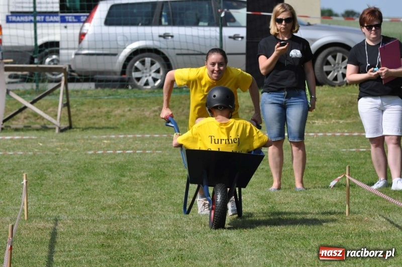 Zdjęcie w galerii na portalu naszraciborz.pl: Głośny doping w Łańcach. Polsko-czeska rywalizacja w turnieju sołectw [FOTO i WIDEO] wiadomości z regionu