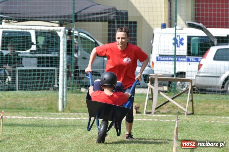 Zdjęcie w galerii na portalu naszraciborz.pl: Głośny doping w Łańcach. Polsko-czeska rywalizacja w turnieju sołectw [FOTO i WIDEO] wiadomości z regionu