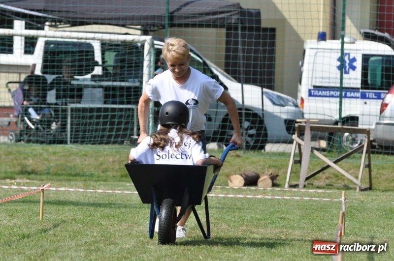 Zdjęcie w galerii na portalu naszraciborz.pl: Głośny doping w Łańcach. Polsko-czeska rywalizacja w turnieju sołectw [FOTO i WIDEO] wiadomości z regionu