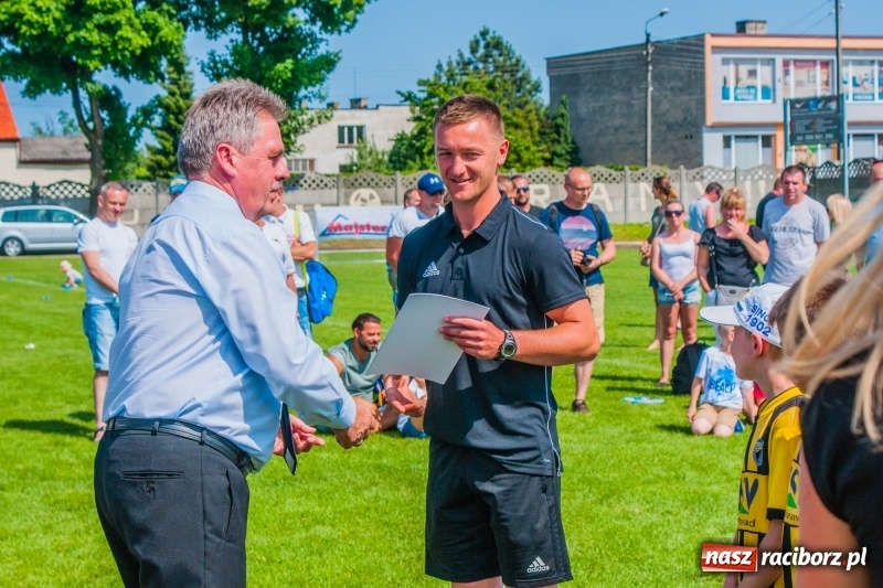 Zdjęcie w galerii na portalu naszraciborz.pl: Akademia Piłkarska GKS Jastrzębie zwycięzcą drugiego dnia Tworków Cup 2019 [FOTO] wiadomości z regionu
