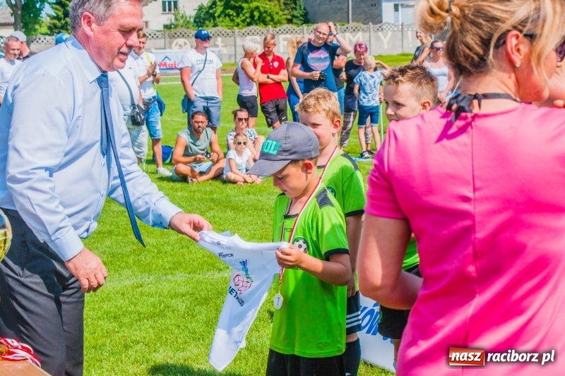Zdjęcie w galerii na portalu naszraciborz.pl: Akademia Piłkarska GKS Jastrzębie zwycięzcą drugiego dnia Tworków Cup 2019 [FOTO] wiadomości z regionu