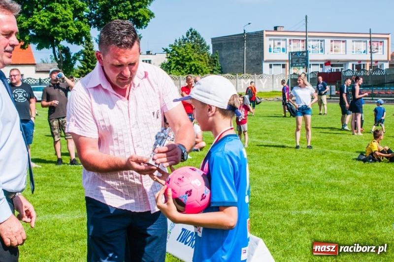Zdjęcie w galerii na portalu naszraciborz.pl: Akademia Piłkarska GKS Jastrzębie zwycięzcą drugiego dnia Tworków Cup 2019 [FOTO] wiadomości z regionu