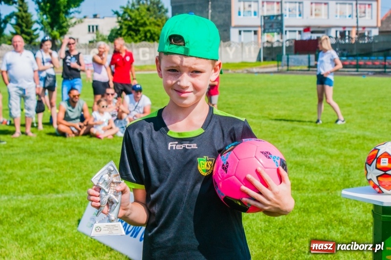 Zdjęcie w galerii na portalu naszraciborz.pl: Akademia Piłkarska GKS Jastrzębie zwycięzcą drugiego dnia Tworków Cup 2019 [FOTO] wiadomości z regionu