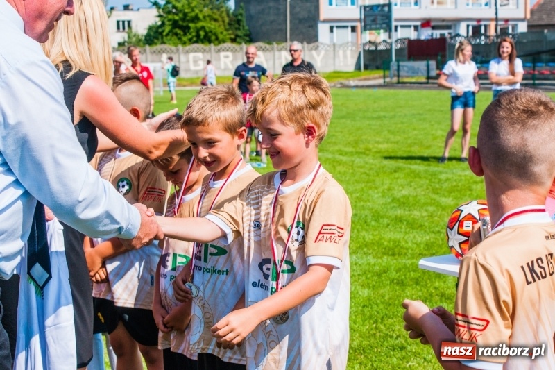 Zdjęcie w galerii na portalu naszraciborz.pl: Akademia Piłkarska GKS Jastrzębie zwycięzcą drugiego dnia Tworków Cup 2019 [FOTO] wiadomości z regionu