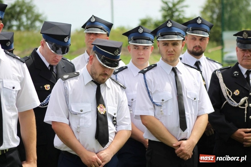 Zdjęcie w galerii na portalu naszraciborz.pl: Bogu na chwałę a bliźniemu na pomoc. 110 lat wojnowickiej OSP wiadomości z regionu