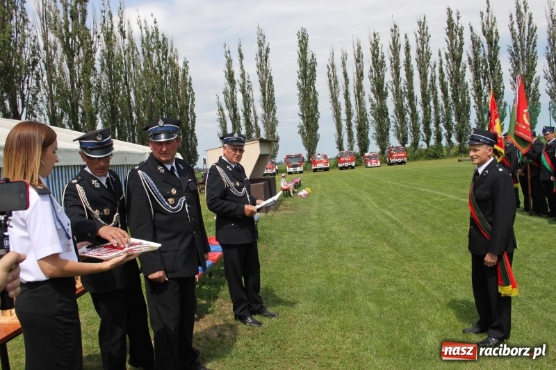 Zdjęcie w galerii na portalu naszraciborz.pl: Bogu na chwałę a bliźniemu na pomoc. 110 lat wojnowickiej OSP wiadomości z regionu