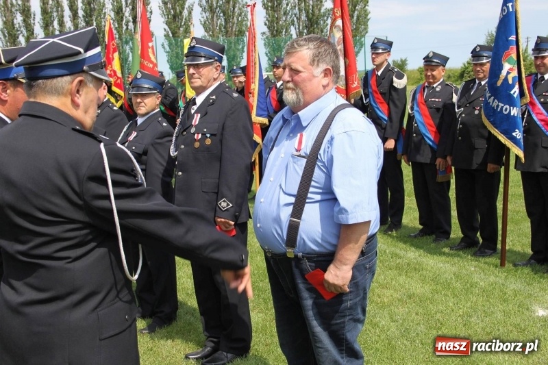 Zdjęcie w galerii na portalu naszraciborz.pl: Bogu na chwałę a bliźniemu na pomoc. 110 lat wojnowickiej OSP wiadomości z regionu