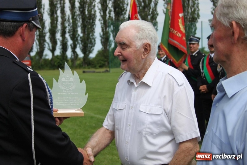 Zdjęcie w galerii na portalu naszraciborz.pl: Bogu na chwałę a bliźniemu na pomoc. 110 lat wojnowickiej OSP wiadomości z regionu