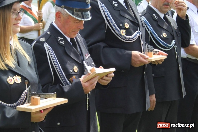 Zdjęcie w galerii na portalu naszraciborz.pl: Bogu na chwałę a bliźniemu na pomoc. 110 lat wojnowickiej OSP wiadomości z regionu