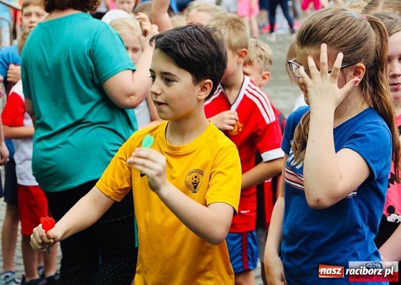 Zdjęcie w galerii na portalu naszraciborz.pl: W Trzynastce odbył się dzień sportu wiadomości z regionu