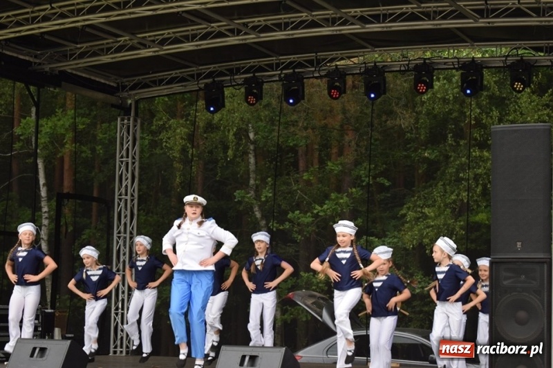 Zdjęcie w galerii na portalu naszraciborz.pl: Retro klimaty na rudzkiej Industriadzie  wiadomości z regionu