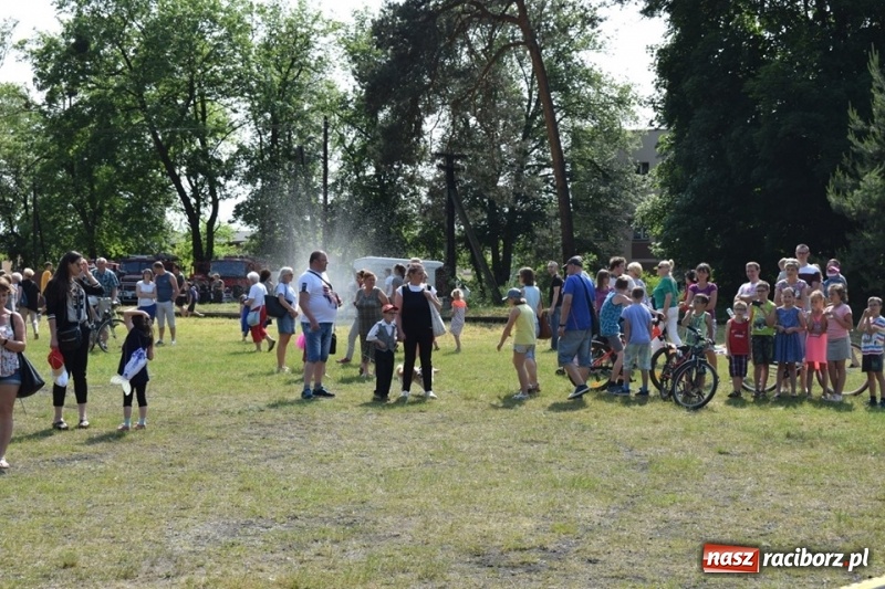 Zdjęcie w galerii na portalu naszraciborz.pl: Retro klimaty na rudzkiej Industriadzie  wiadomości z regionu
