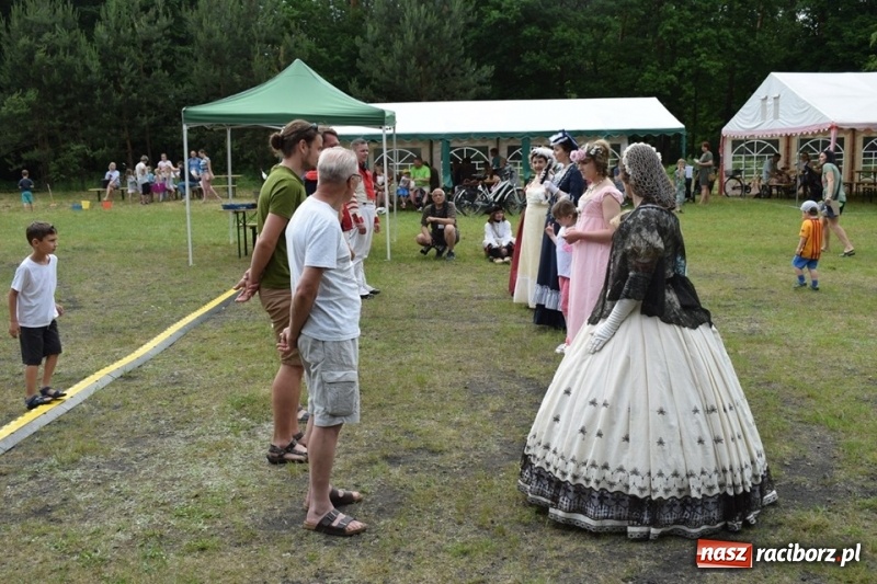 Zdjęcie w galerii na portalu naszraciborz.pl: Retro klimaty na rudzkiej Industriadzie  wiadomości z regionu