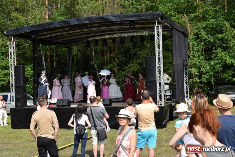 Zdjęcie w galerii na portalu naszraciborz.pl: Retro klimaty na rudzkiej Industriadzie  wiadomości z regionu