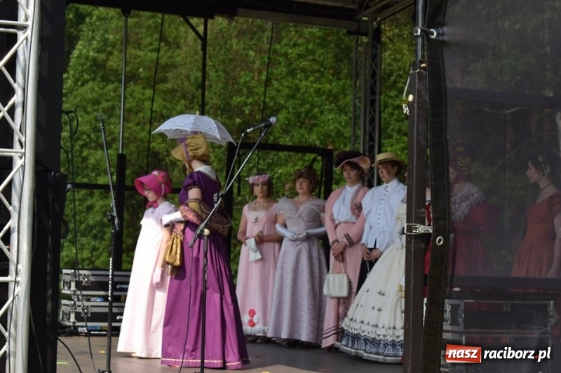 Zdjęcie w galerii na portalu naszraciborz.pl: Retro klimaty na rudzkiej Industriadzie  wiadomości z regionu