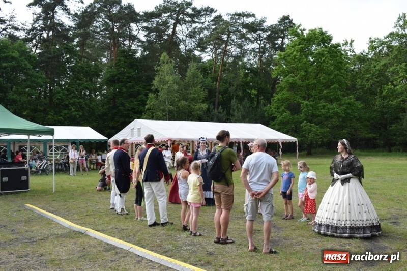 Zdjęcie w galerii na portalu naszraciborz.pl: Retro klimaty na rudzkiej Industriadzie  wiadomości z regionu