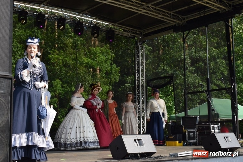 Zdjęcie w galerii na portalu naszraciborz.pl: Retro klimaty na rudzkiej Industriadzie  wiadomości z regionu