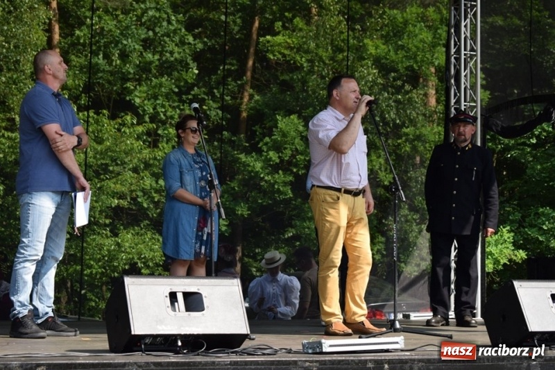 Zdjęcie w galerii na portalu naszraciborz.pl: Retro klimaty na rudzkiej Industriadzie  wiadomości z regionu