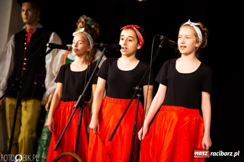 Zdjęcie w galerii na portalu naszraciborz.pl: Międzyszkolne spotkanie Przyjaciół Dzieci w raciborskiej Strzesze [FOTO] wiadomości z regionu