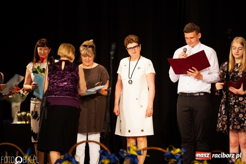 Zdjęcie w galerii na portalu naszraciborz.pl: Międzyszkolne spotkanie Przyjaciół Dzieci w raciborskiej Strzesze [FOTO] wiadomości z regionu