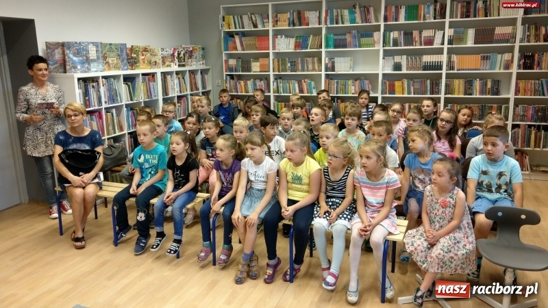 Zdjęcie w galerii na portalu naszraciborz.pl: Wojciech Widłak na finał Tygodnia Czytania Dzieciom [FOTO] wiadomości z regionu