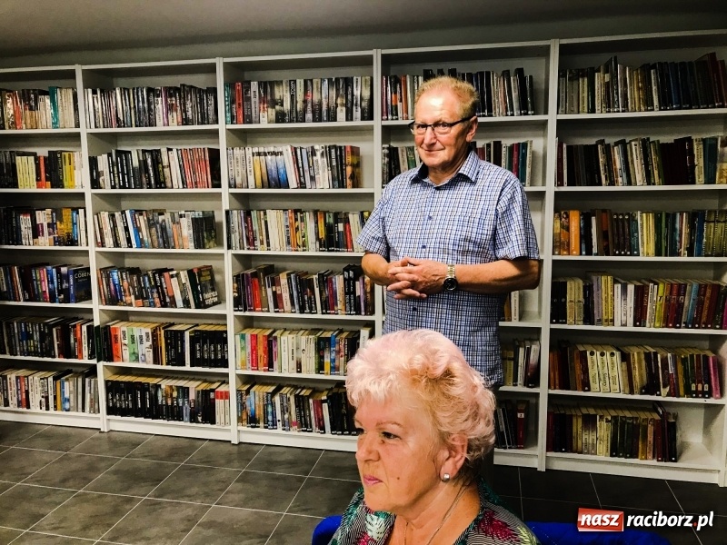 Zdjęcie w galerii na portalu naszraciborz.pl: Biblioteka w Brzeziu z nowoczesnym wyglądem  wiadomości z regionu