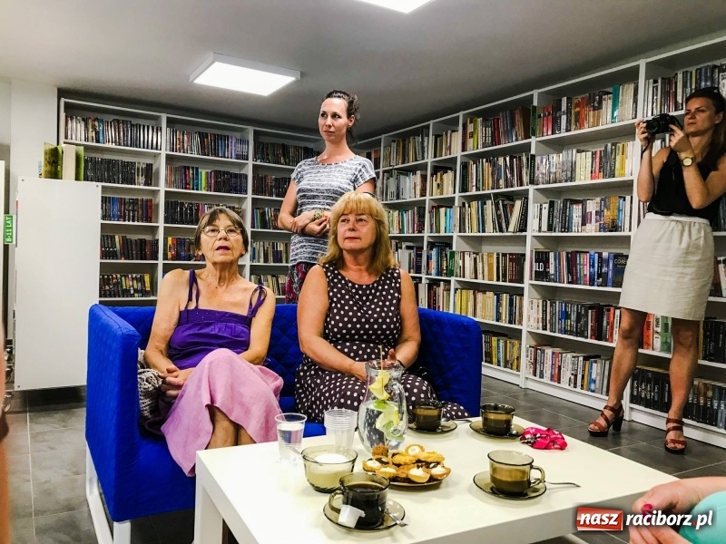 Zdjęcie w galerii na portalu naszraciborz.pl: Biblioteka w Brzeziu z nowoczesnym wyglądem  wiadomości z regionu