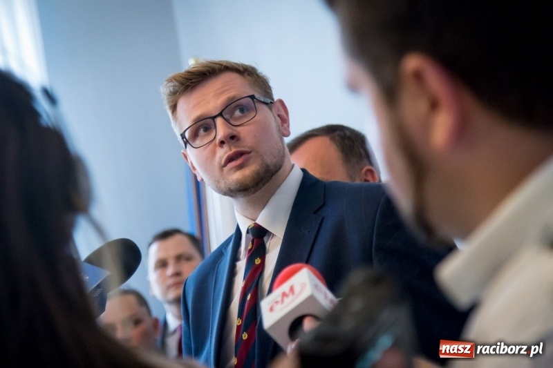 Zdjęcie w galerii na portalu naszraciborz.pl: Minister Michał Woś podsumował pracę dla regionu  wiadomości z regionu