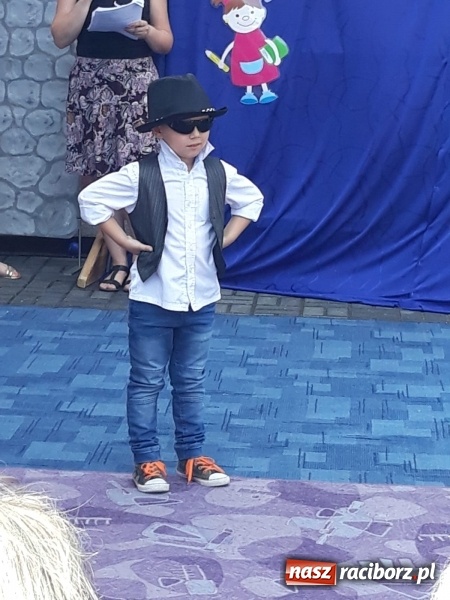 Zdjęcie w galerii na portalu naszraciborz.pl: Rodzinny festyn w przedszkolnym ogrodzie  wiadomości z regionu