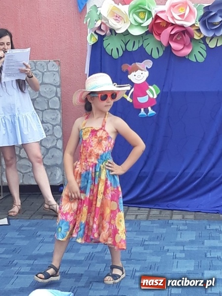 Zdjęcie w galerii na portalu naszraciborz.pl: Rodzinny festyn w przedszkolnym ogrodzie  wiadomości z regionu