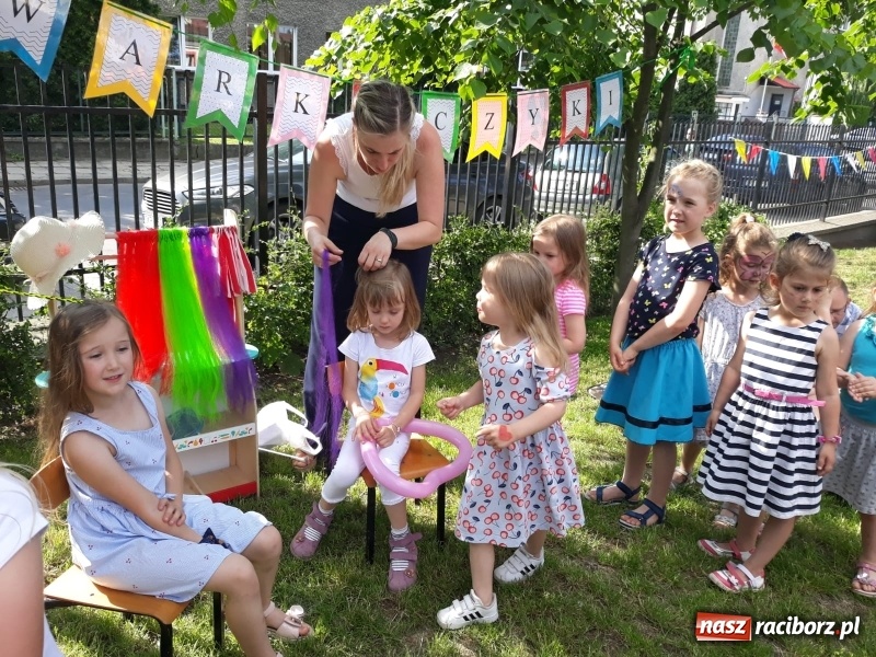 Zdjęcie w galerii na portalu naszraciborz.pl: Rodzinny festyn w przedszkolnym ogrodzie  wiadomości z regionu
