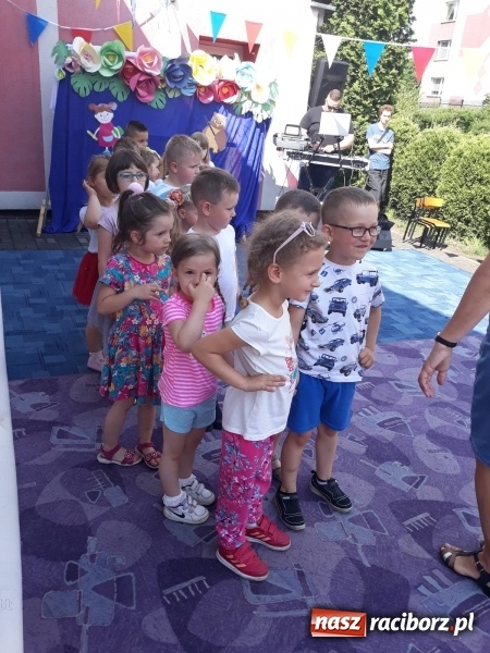 Zdjęcie w galerii na portalu naszraciborz.pl: Rodzinny festyn w przedszkolnym ogrodzie  wiadomości z regionu