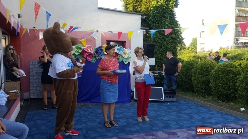 Zdjęcie w galerii na portalu naszraciborz.pl: Rodzinny festyn w przedszkolnym ogrodzie  wiadomości z regionu