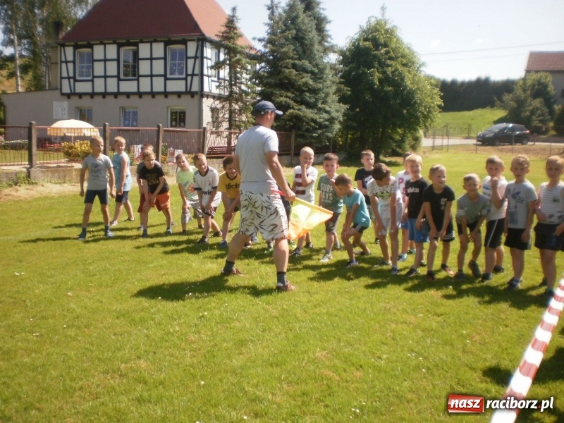 Zdjęcie w galerii na portalu naszraciborz.pl: Rudnicki Dzień Dziecka z przełajami wiadomości z regionu