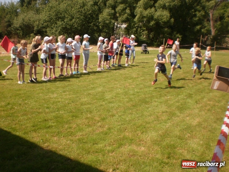 Zdjęcie w galerii na portalu naszraciborz.pl: Rudnicki Dzień Dziecka z przełajami wiadomości z regionu