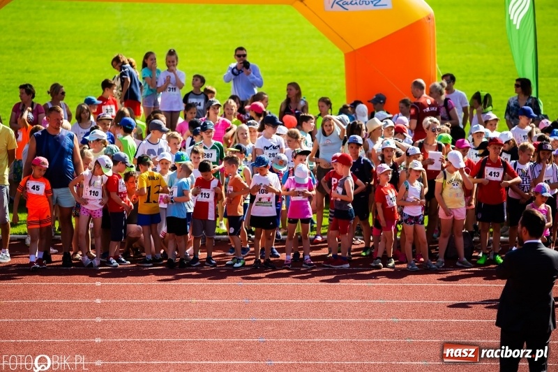Zdjęcie w galerii na portalu naszraciborz.pl: W Raciborzu odbył się polski finał Czekoladowych Kolców wiadomości z regionu