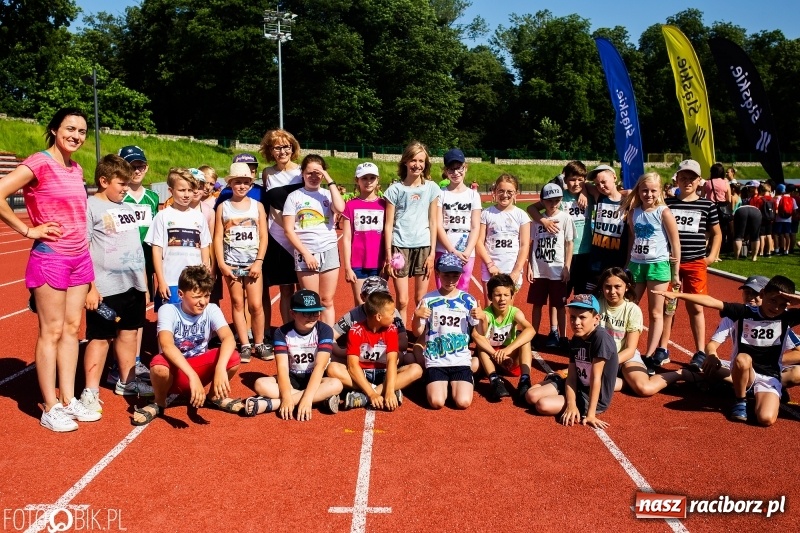 Zdjęcie w galerii na portalu naszraciborz.pl: W Raciborzu odbył się polski finał Czekoladowych Kolców wiadomości z regionu