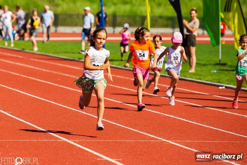Zdjęcie w galerii na portalu naszraciborz.pl: W Raciborzu odbył się polski finał Czekoladowych Kolców wiadomości z regionu