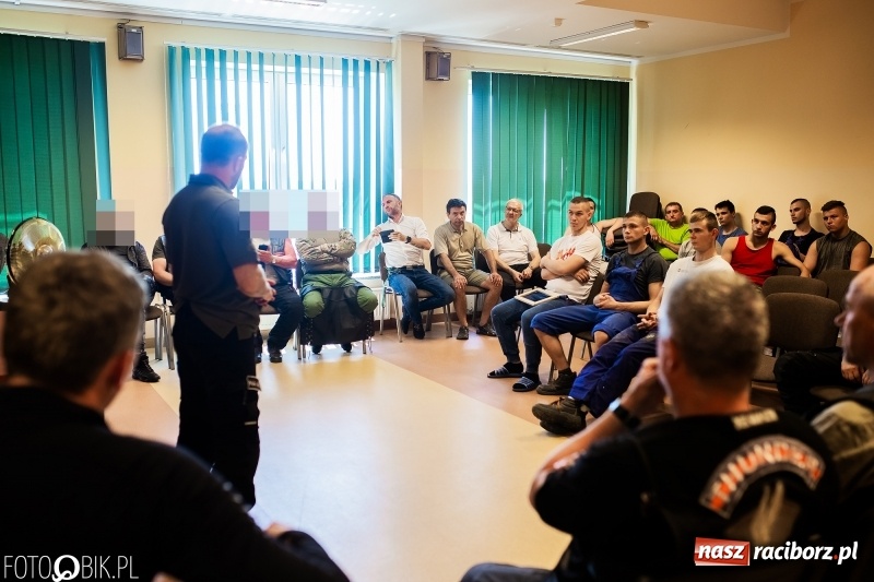 Zdjęcie w galerii na portalu naszraciborz.pl: Kawalkada specjalsów zawitała do Raciborza  wiadomości z regionu