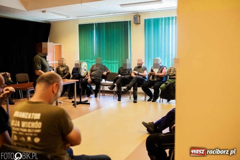 Zdjęcie w galerii na portalu naszraciborz.pl: Kawalkada specjalsów zawitała do Raciborza  wiadomości z regionu