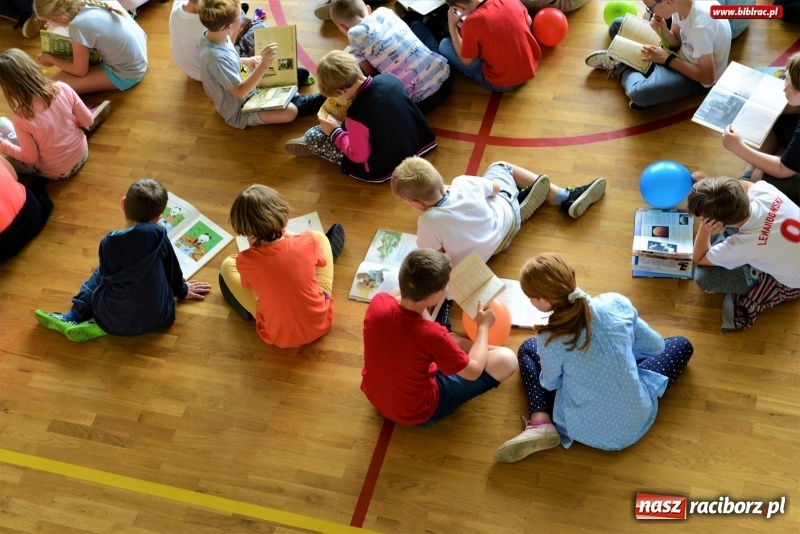 Zdjęcie w galerii na portalu naszraciborz.pl: Racibórz szedł na rekord!  wiadomości z regionu