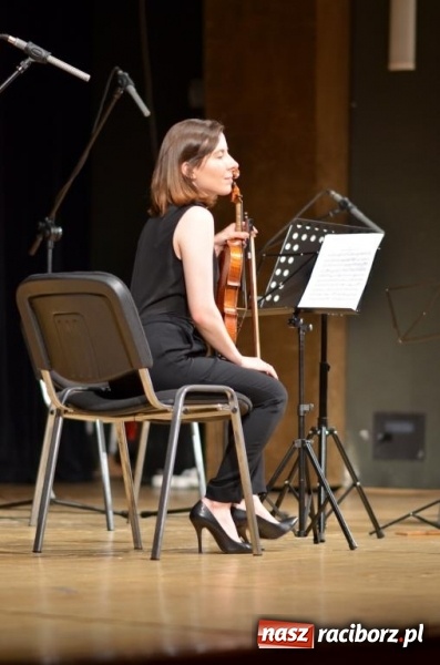 Zdjęcie w galerii na portalu naszraciborz.pl: Mali melomani świadkami eksperymentu wiadomości z regionu