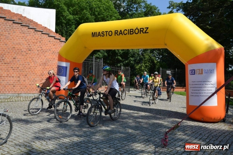 Zdjęcie w galerii na portalu naszraciborz.pl: Z Ustronia na raciborski zamek. Trzy dni rowerem w upale wiadomości z regionu