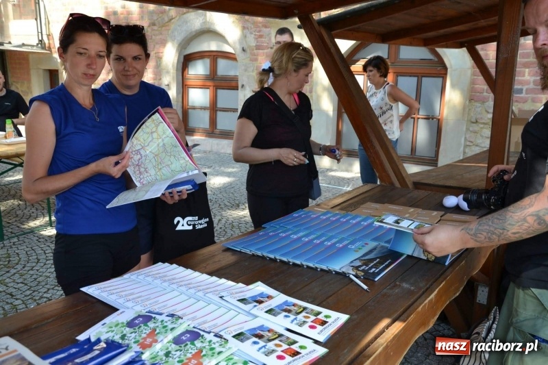 Zdjęcie w galerii na portalu naszraciborz.pl: Z Ustronia na raciborski zamek. Trzy dni rowerem w upale wiadomości z regionu