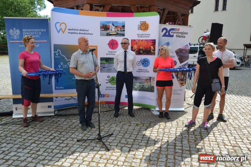 Zdjęcie w galerii na portalu naszraciborz.pl: Z Ustronia na raciborski zamek. Trzy dni rowerem w upale wiadomości z regionu