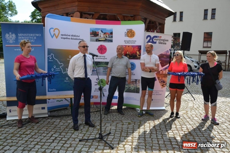 Zdjęcie w galerii na portalu naszraciborz.pl: Z Ustronia na raciborski zamek. Trzy dni rowerem w upale wiadomości z regionu