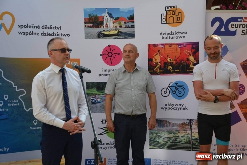 Zdjęcie w galerii na portalu naszraciborz.pl: Z Ustronia na raciborski zamek. Trzy dni rowerem w upale wiadomości z regionu